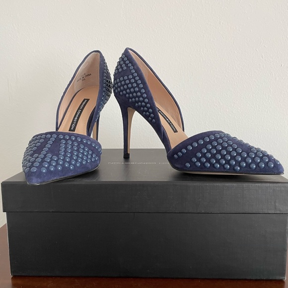 NIB French Connection Ellis Navy Suede Studded Pointed Toe Pumps US 7.5/EU 37.5 - Picture 1 of 9